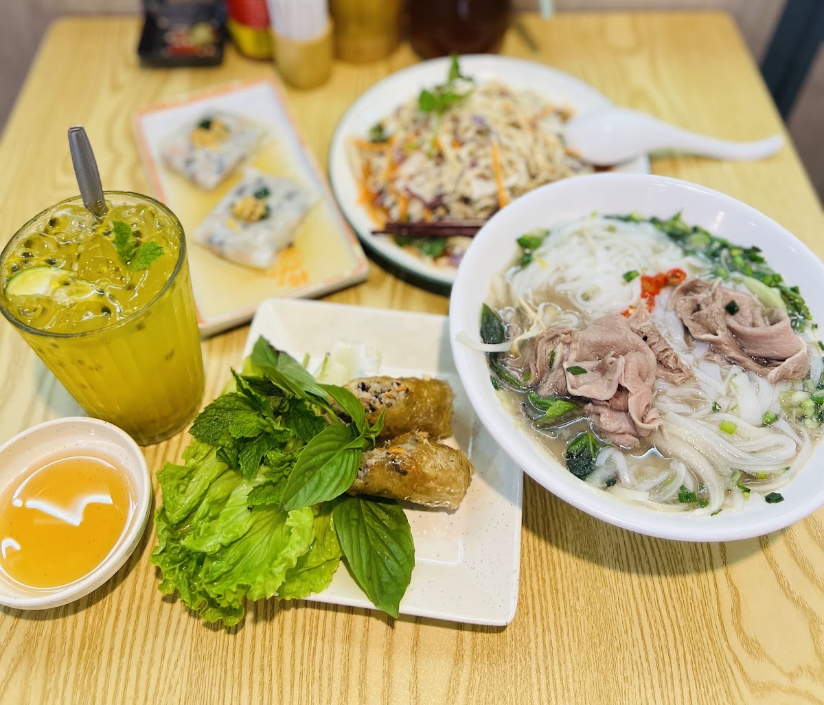 20•越南粉 (Đôi Mươi) Photos 2