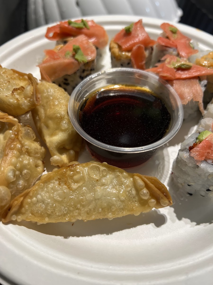 22 Blossom Sushi Photos 9