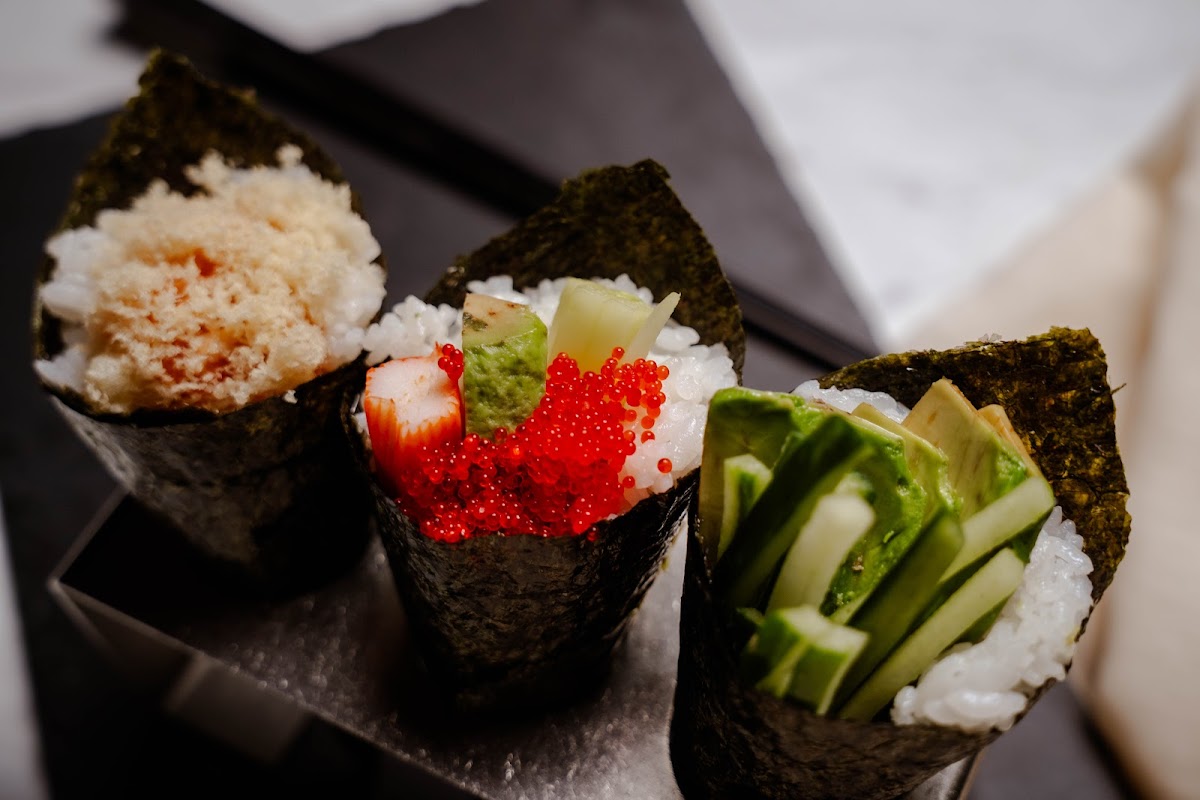 22 Blossom Sushi Photos 2