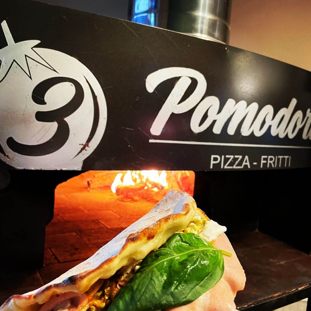 3 Pomodori Pizza E Fritti Photos 9