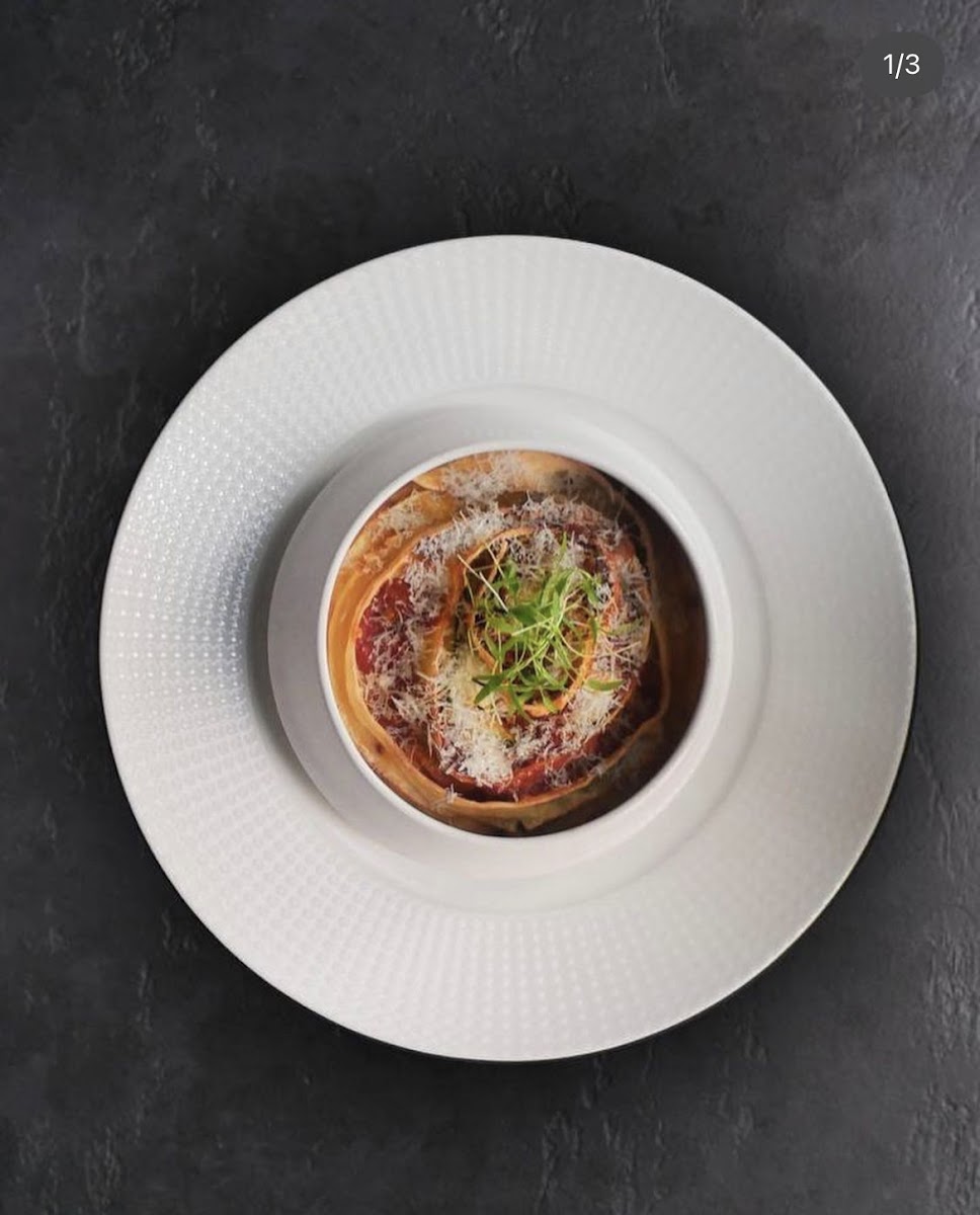 45 Restaurant Photos 9