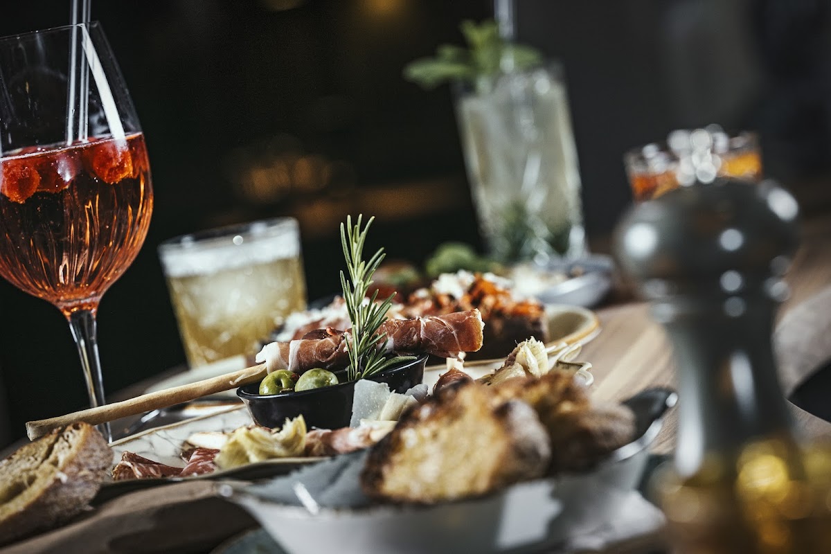 83 Bar Pizza Snacks Photos 2