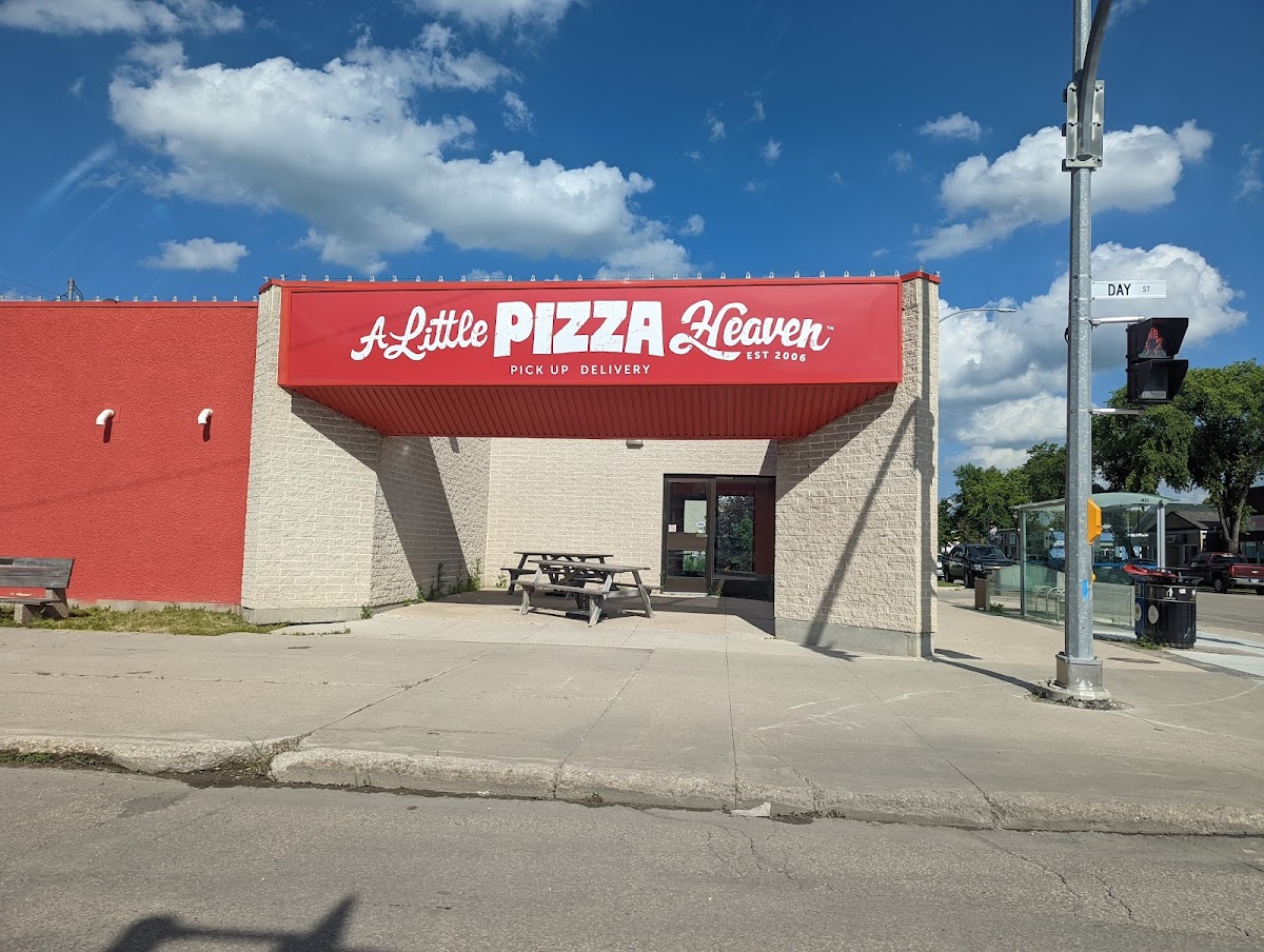 A Little Pizza Heaven