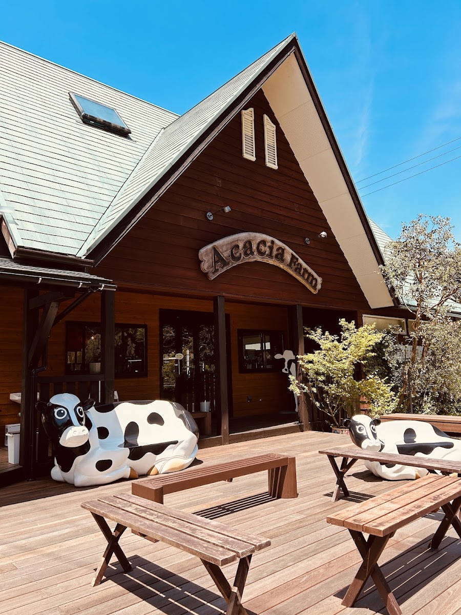 Acacia Farm