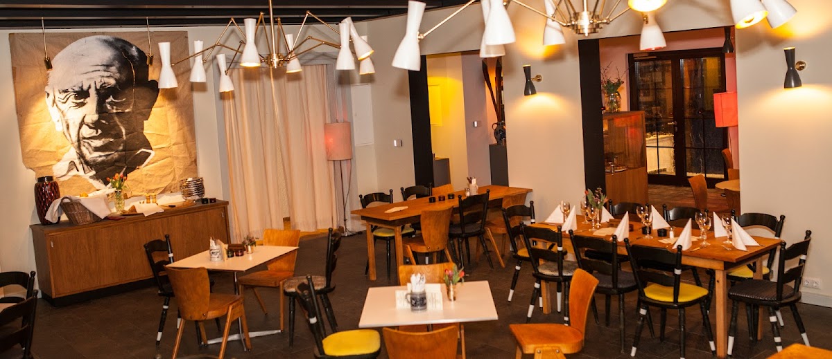 Achter - Restaurant & Café