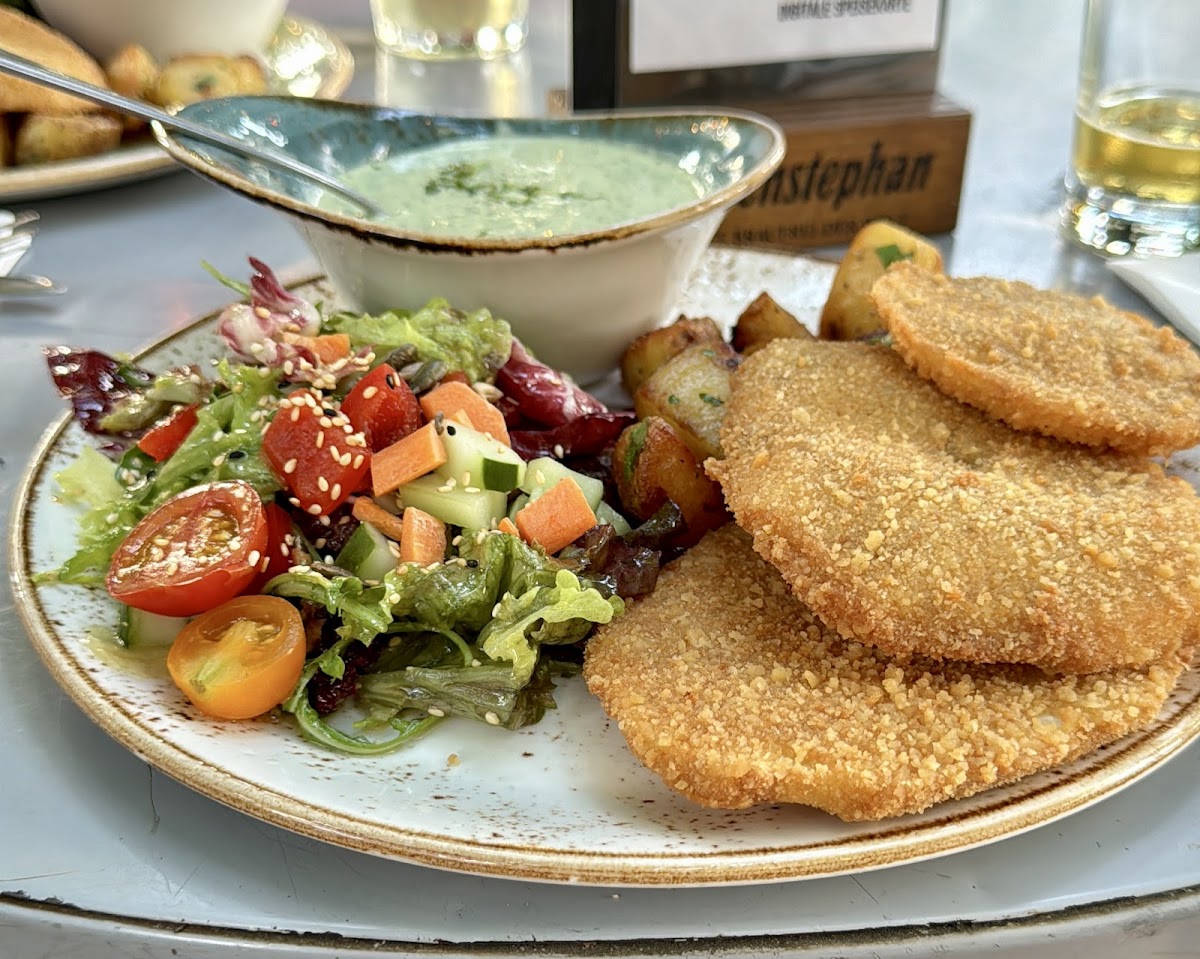 Achter - Restaurant & Café Photos 2