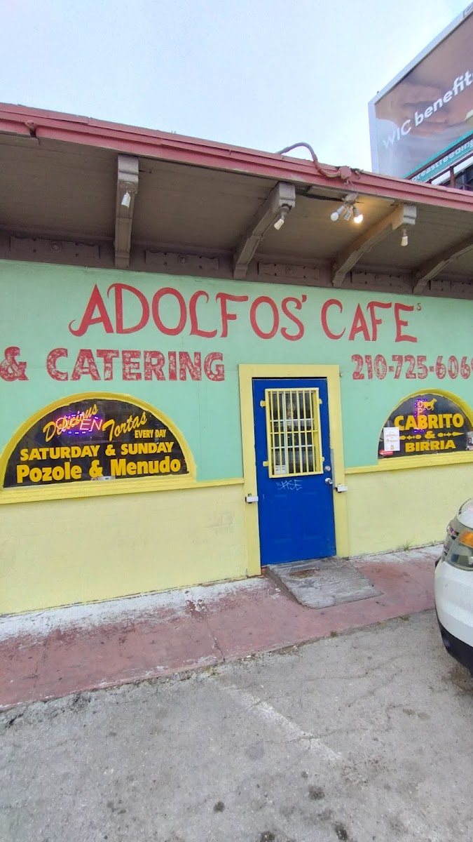 Adolfo's Cafe