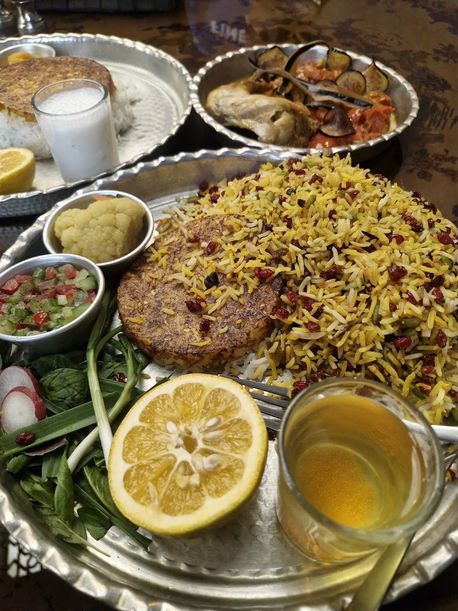 Ahoon Restaurant & Hookah Lounge Photos 2