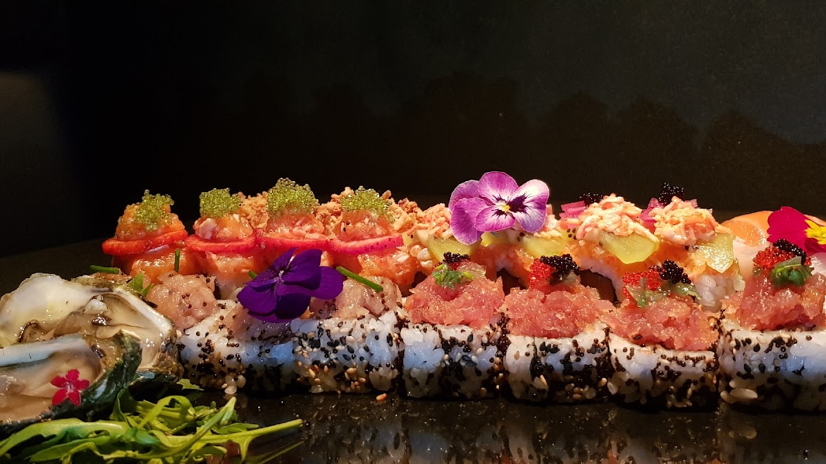 Aiko Sushi Restaurant Photos 2