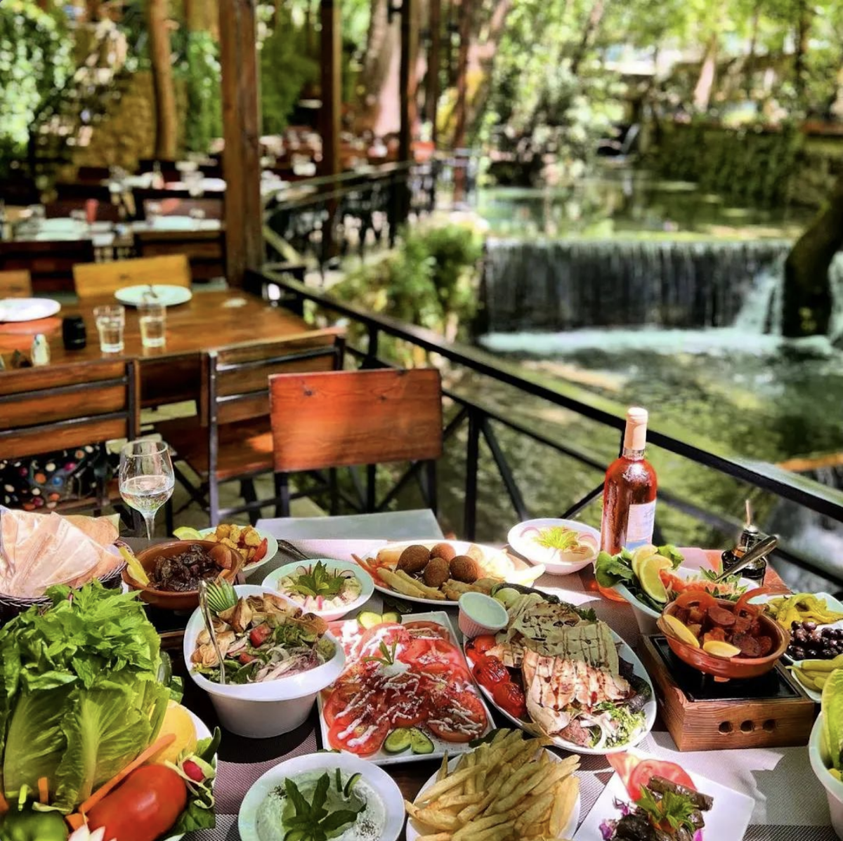 Al Tahouneh Restaurant Photos 2