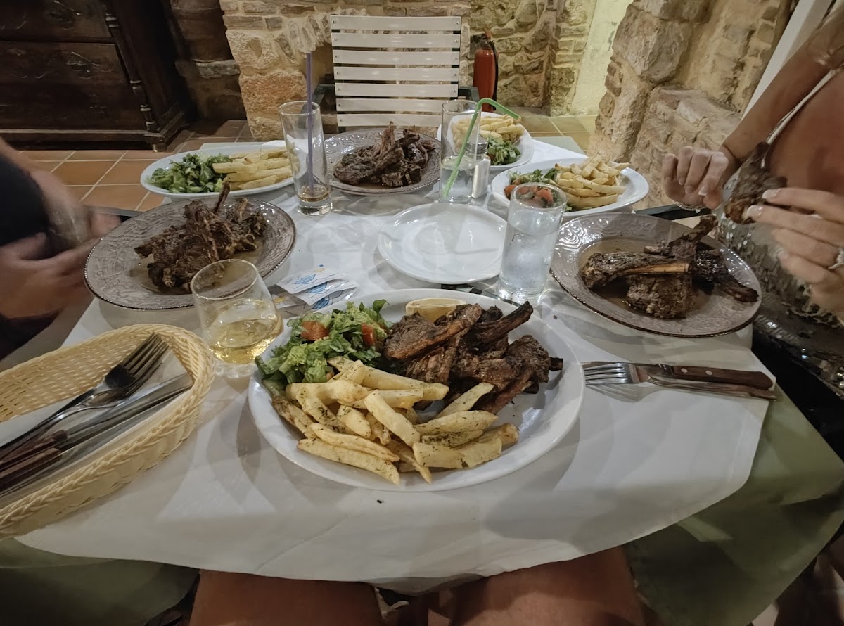 Aletri Taverna Photos 9