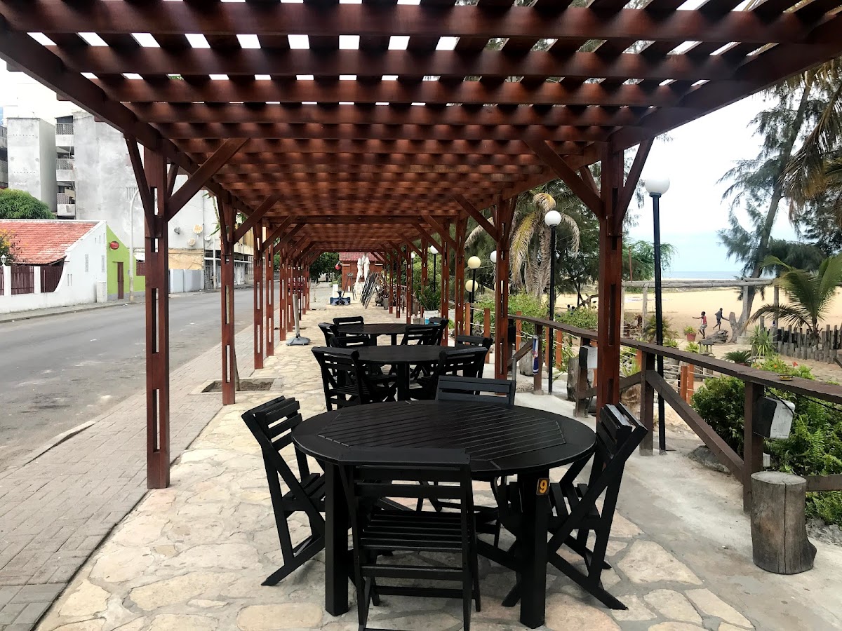 Alfa Beach Bar