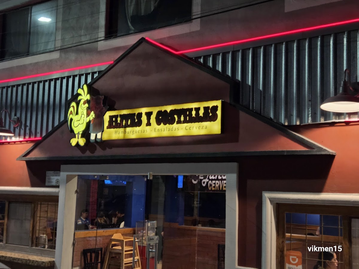 Alitas Y Costillas