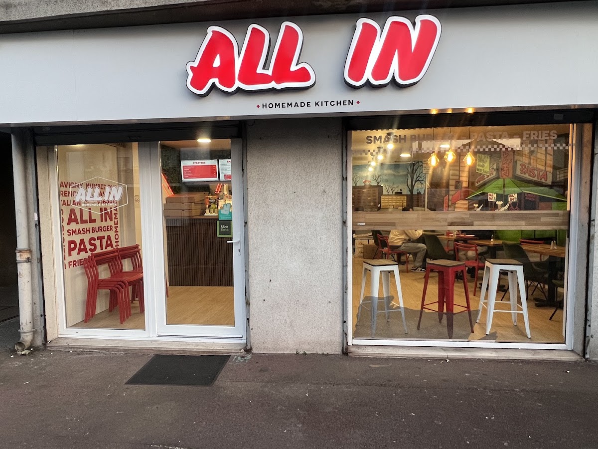 All In Savigny