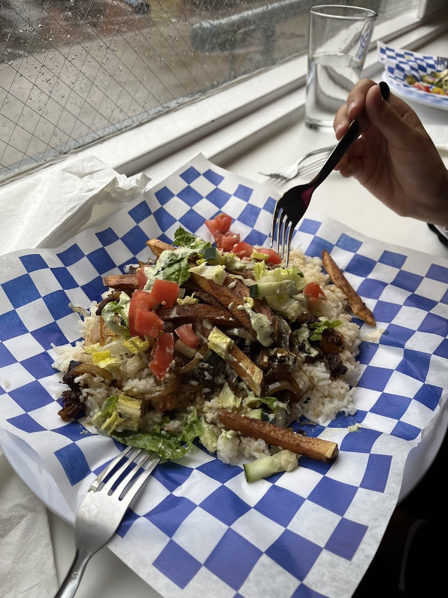 Alley Gyros Photos 2
