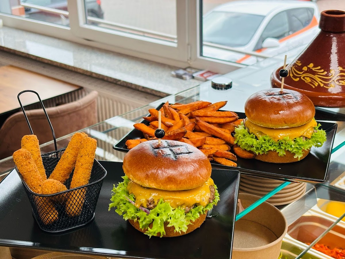 Alloush Restaurant Photos 2
