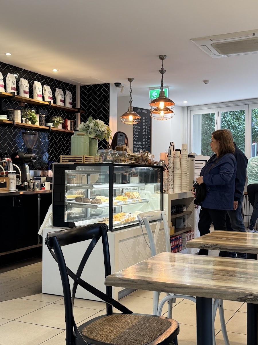 Allure Cafe & Co. Photos 2