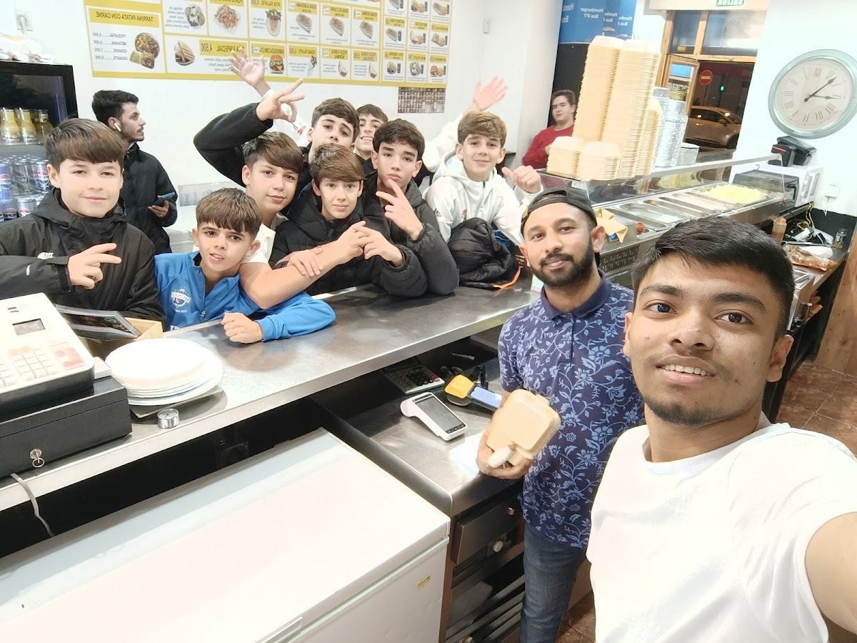 Almoraima Kebab Granada