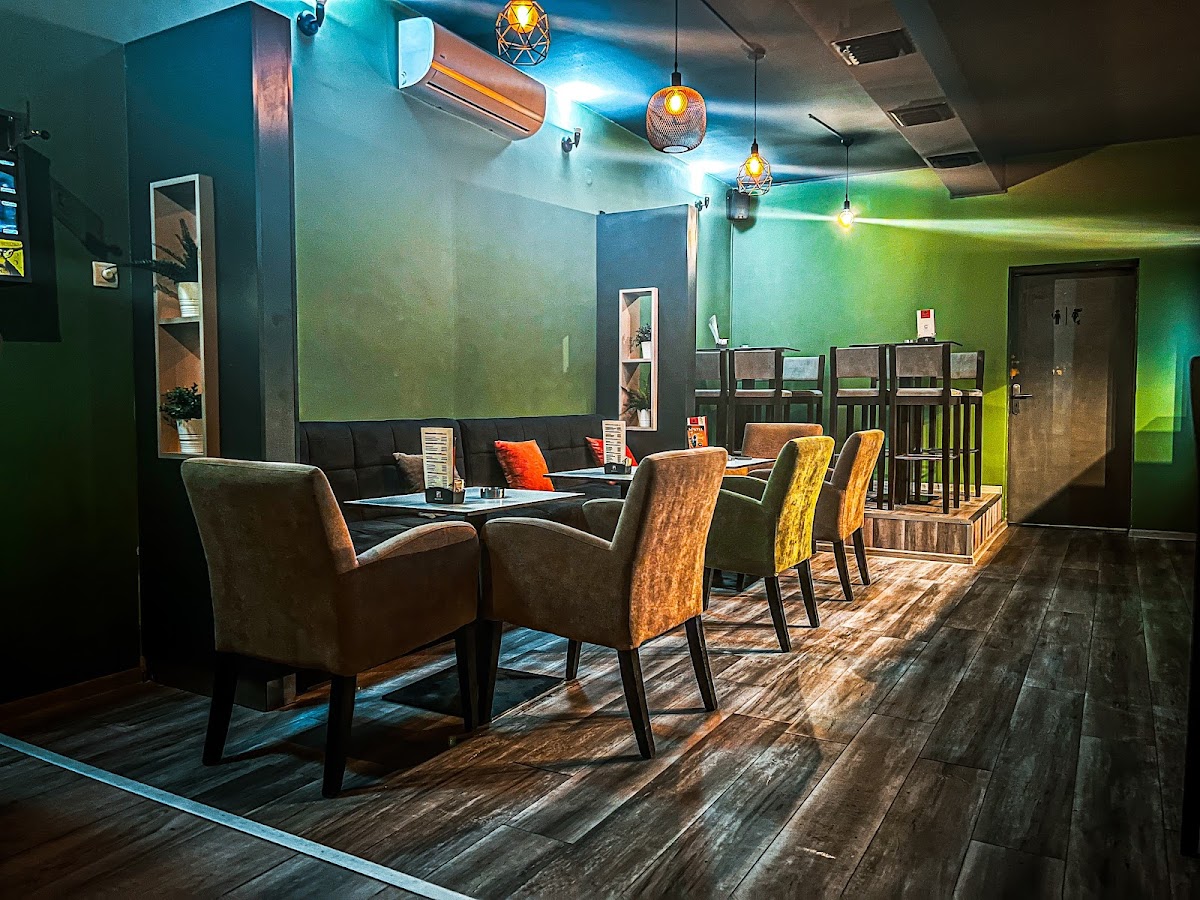 Amare Cafe Bar Photos 2