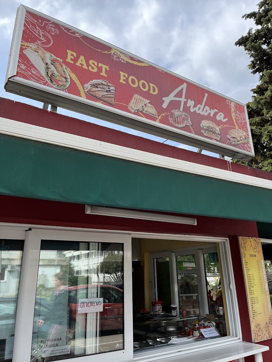Andora Fast Food