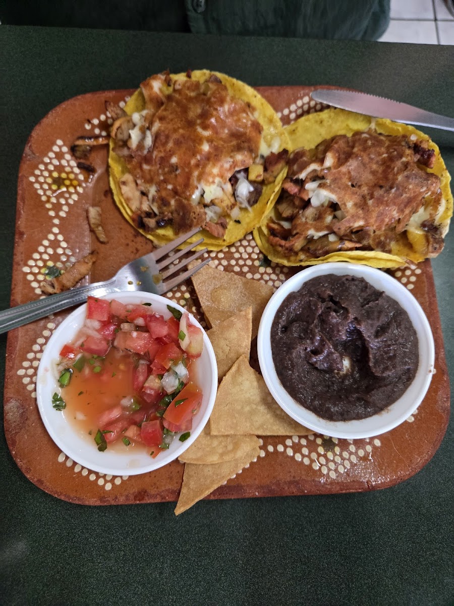 Antojitos Mexicanos Photos 2