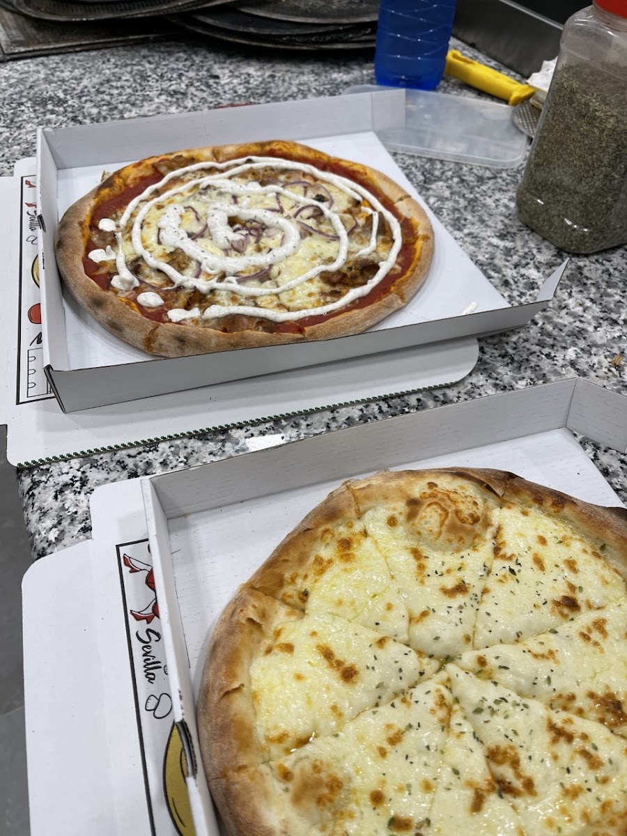 Aroca Pizza Photos 9