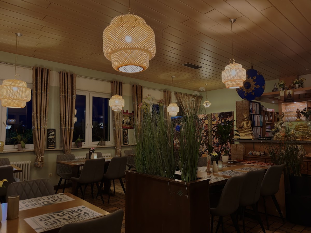Aroy Aroy Thai Restaurant Mit Lieferservice