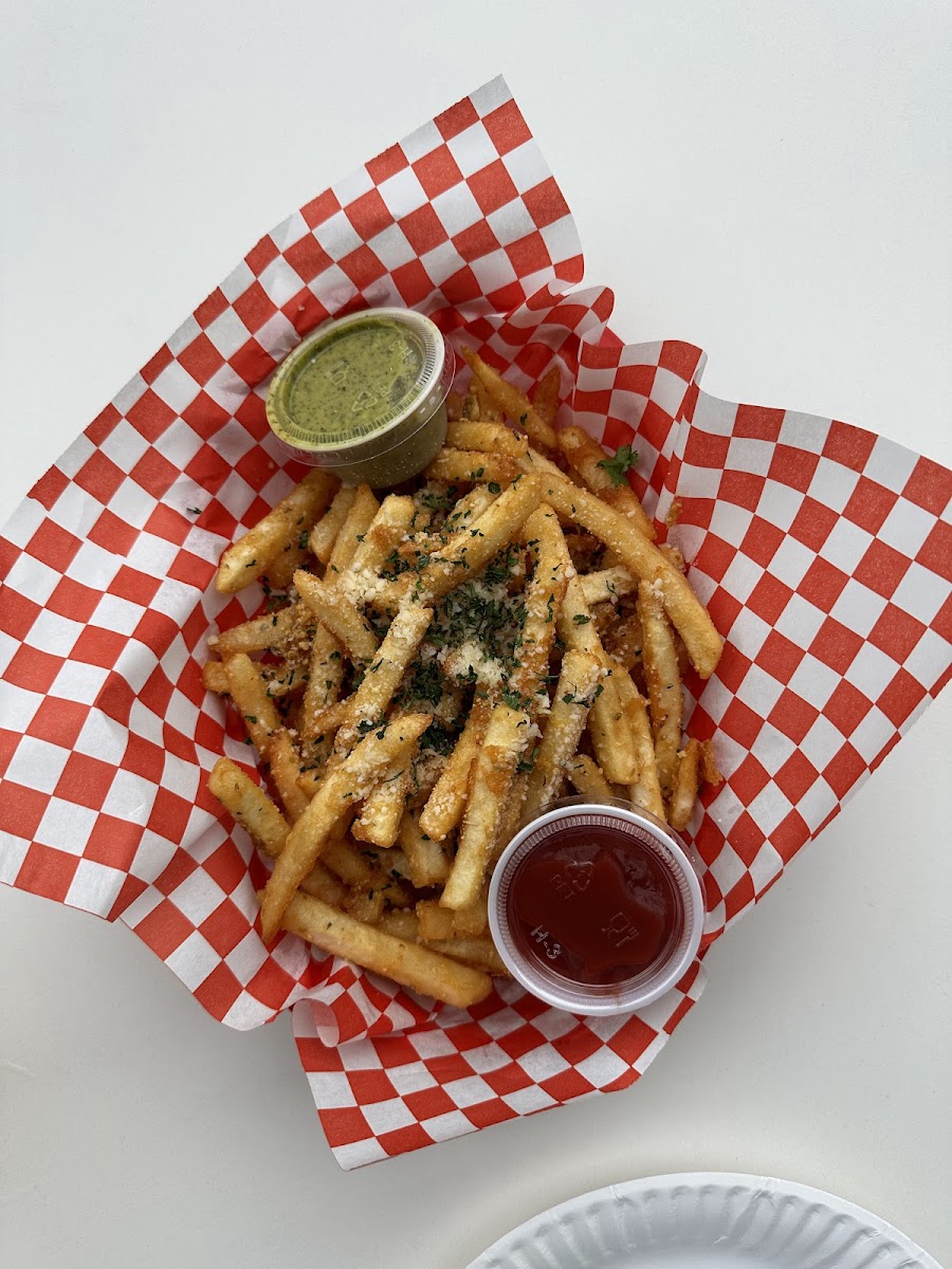 Arthur Mac's Little Snack Photos 9