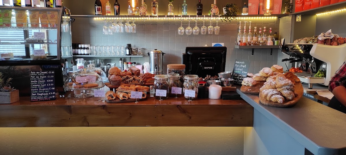 Artisan Cafe & Bistro