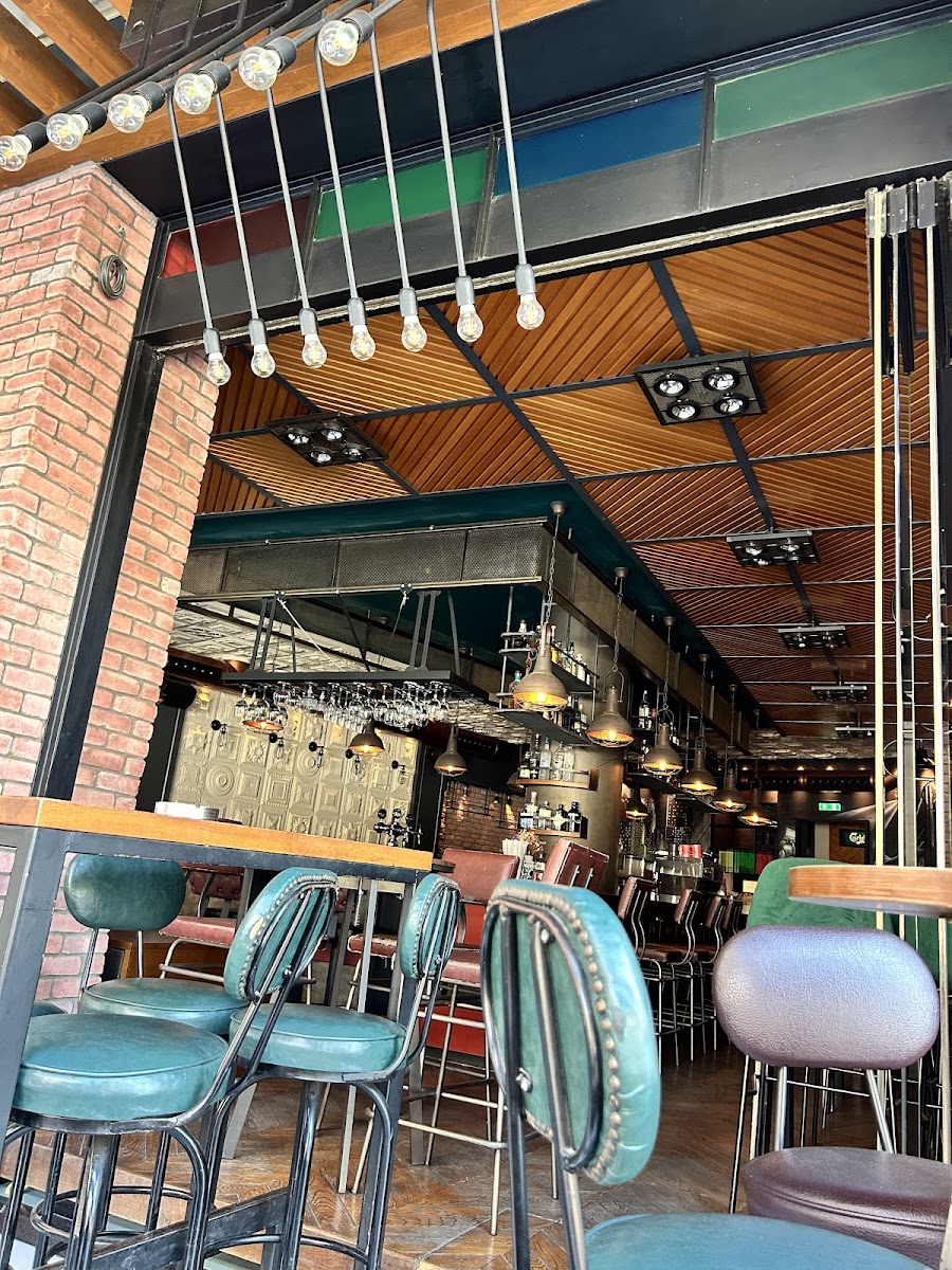 Artisan Cafe