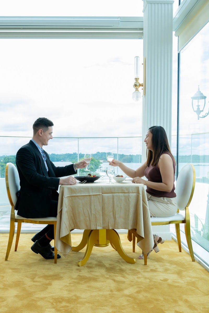 Atelier By The Bay