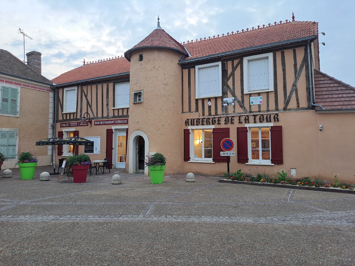 Auberge De La Tour Photos 2