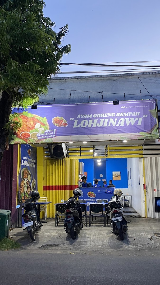 Ayam Goreng Rempah Lohjinawi - Bandar Kediri