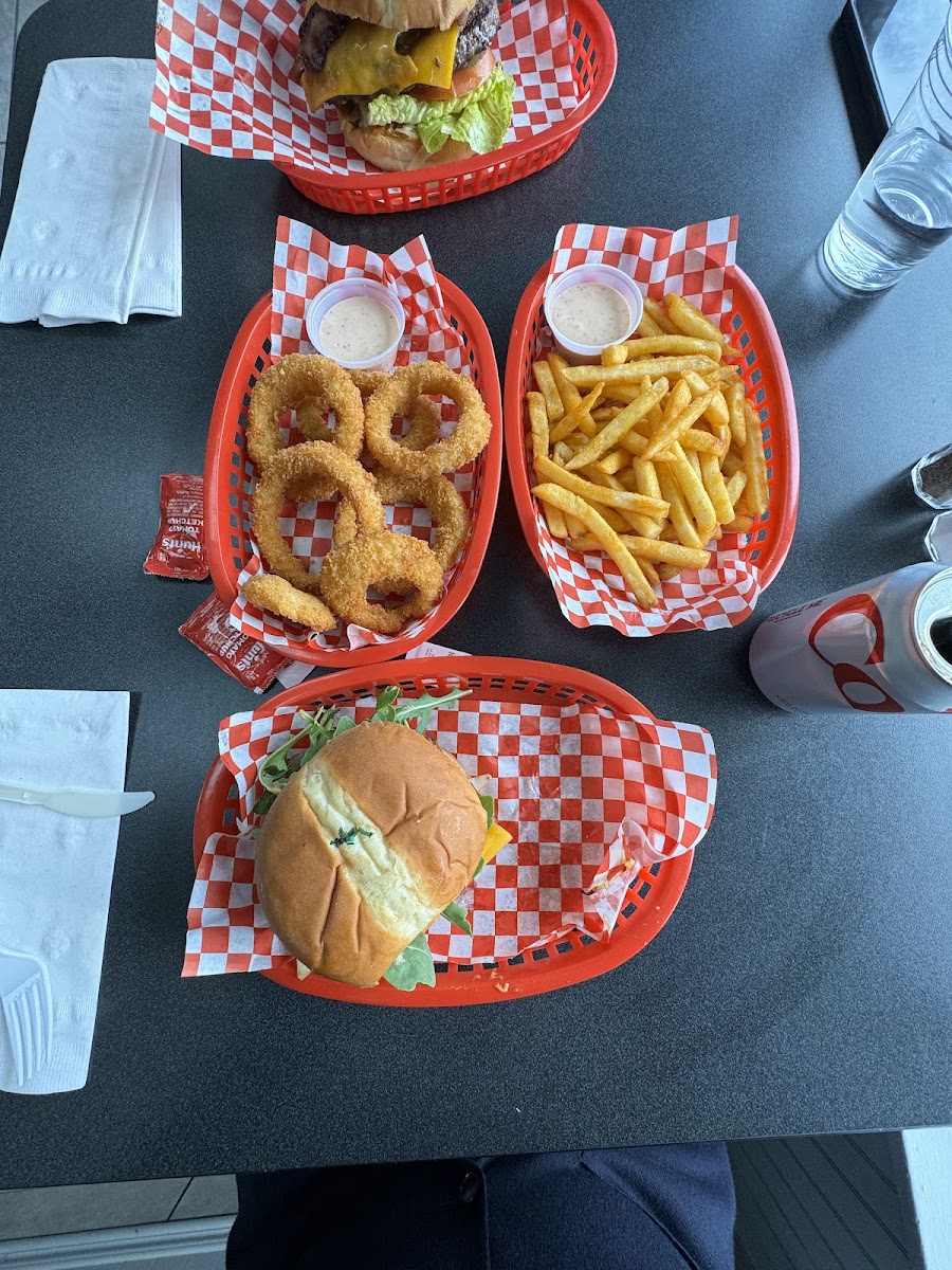 Baba’S Burgers And Seafood Photos 2