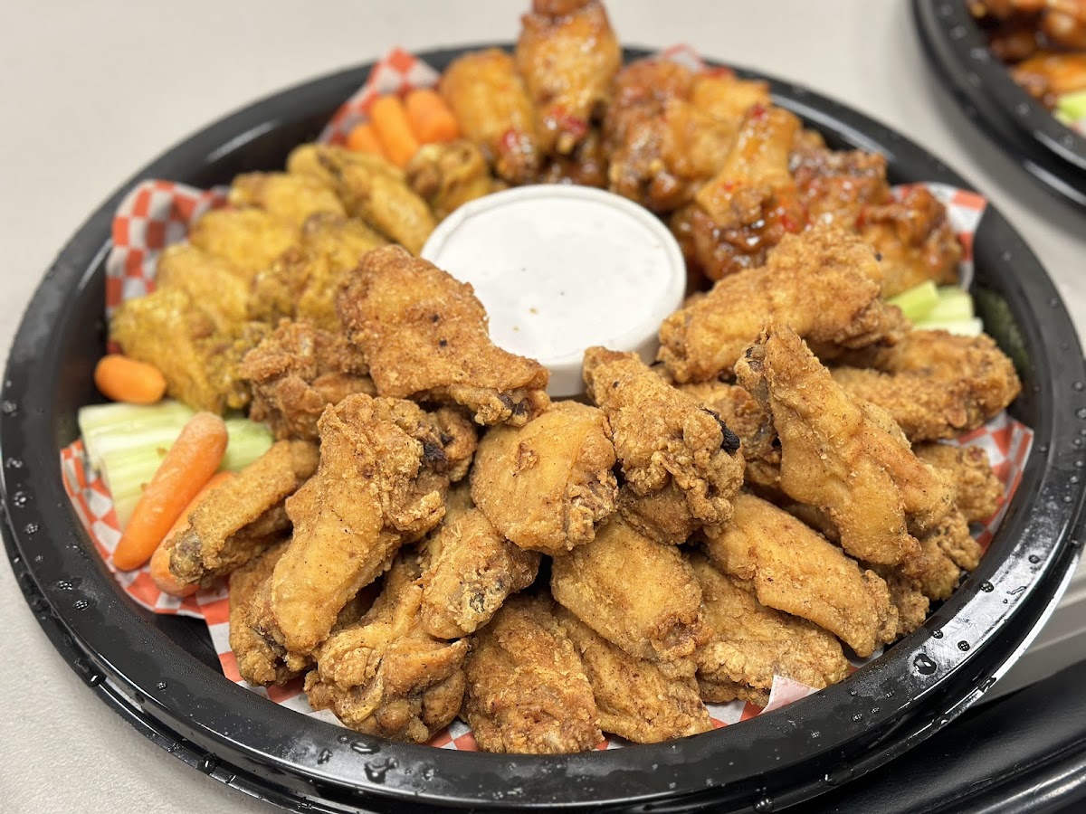 Bailey’S Wings & Things Photos 2