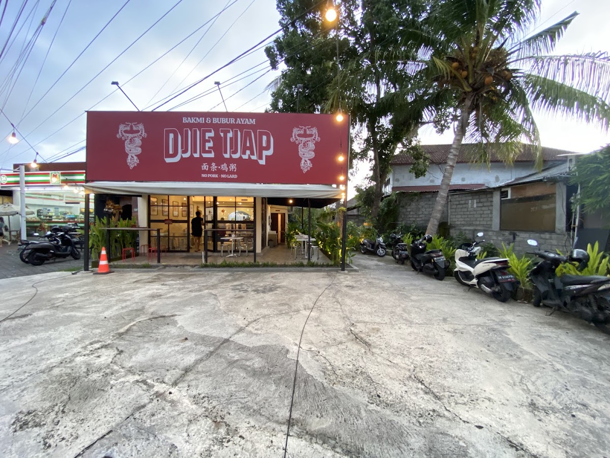 Bakmi & Bubur Ayam Djie Tjap
