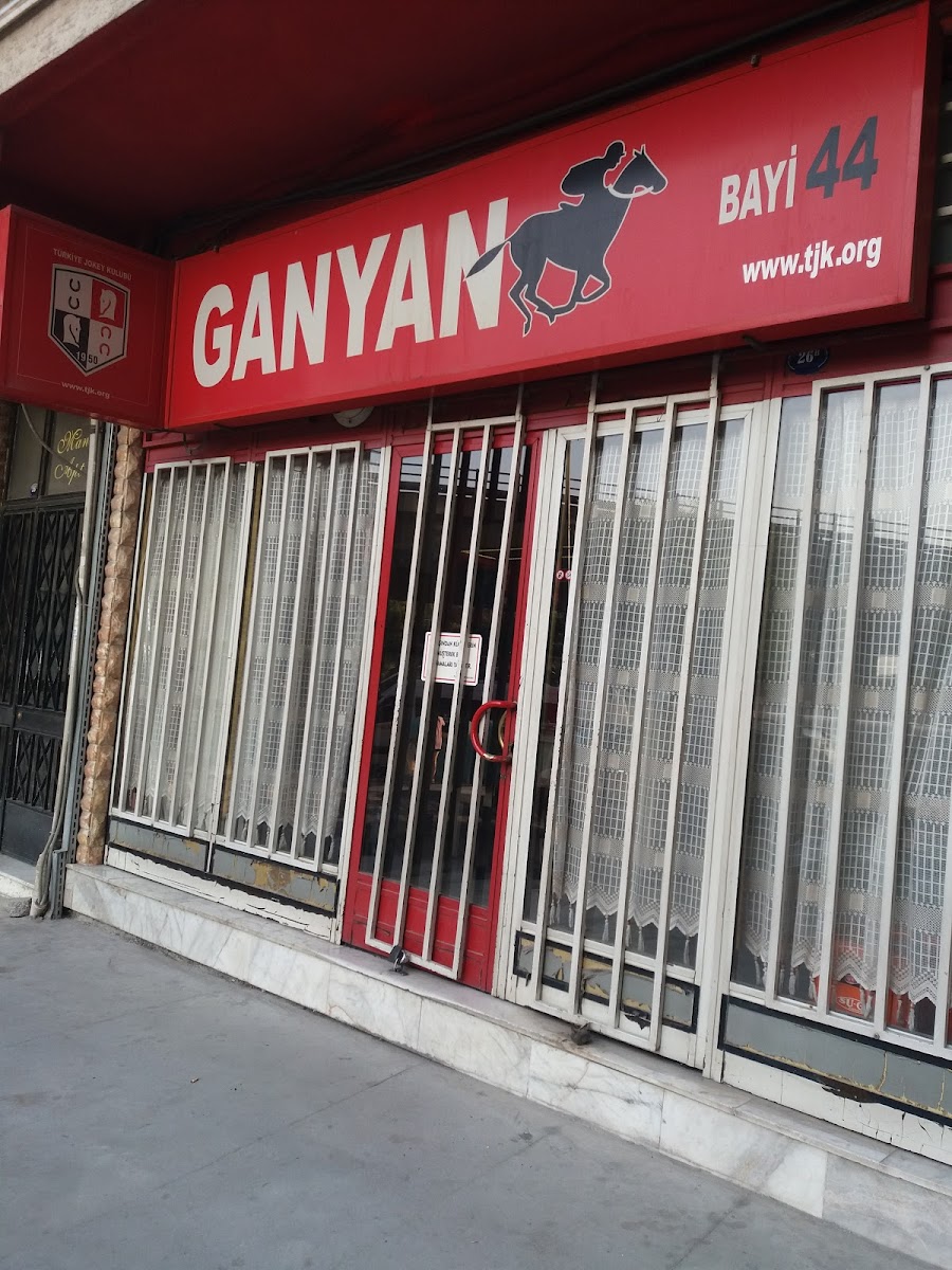 Baks Bakery & Snacks Bornova