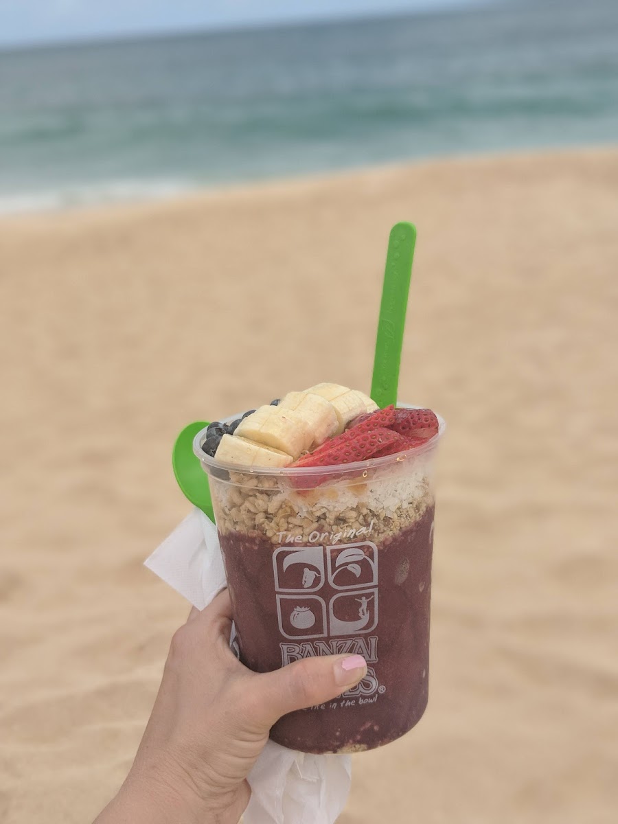Banzai Bowls Sunset Beach Photos 9