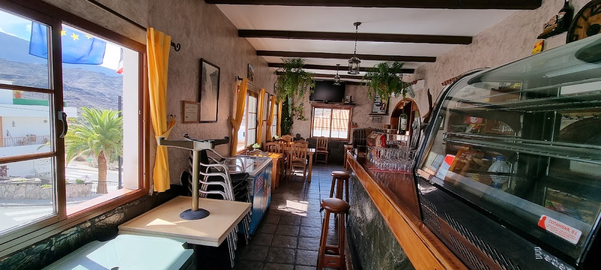 Bar Plaza Veneguera