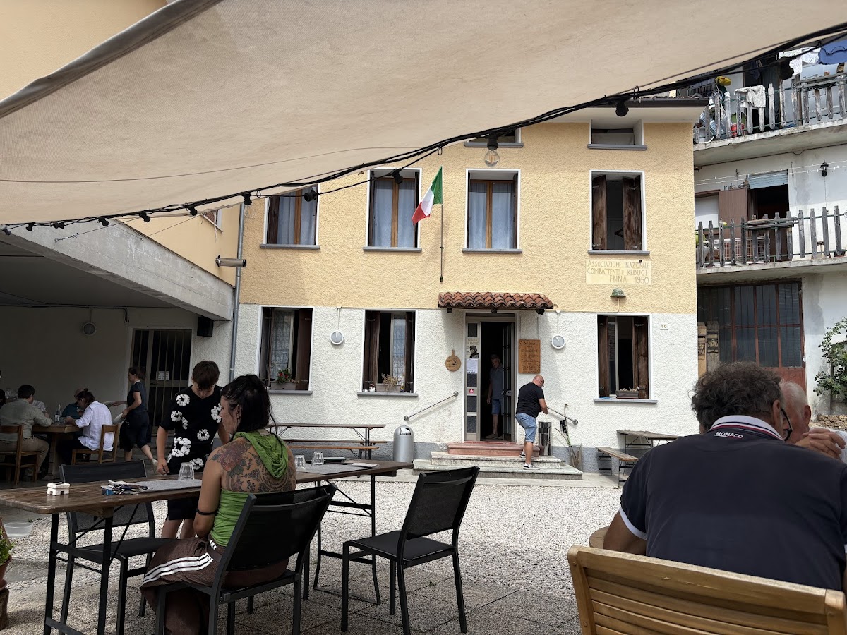 Bar Trattoria Ai Combattenti