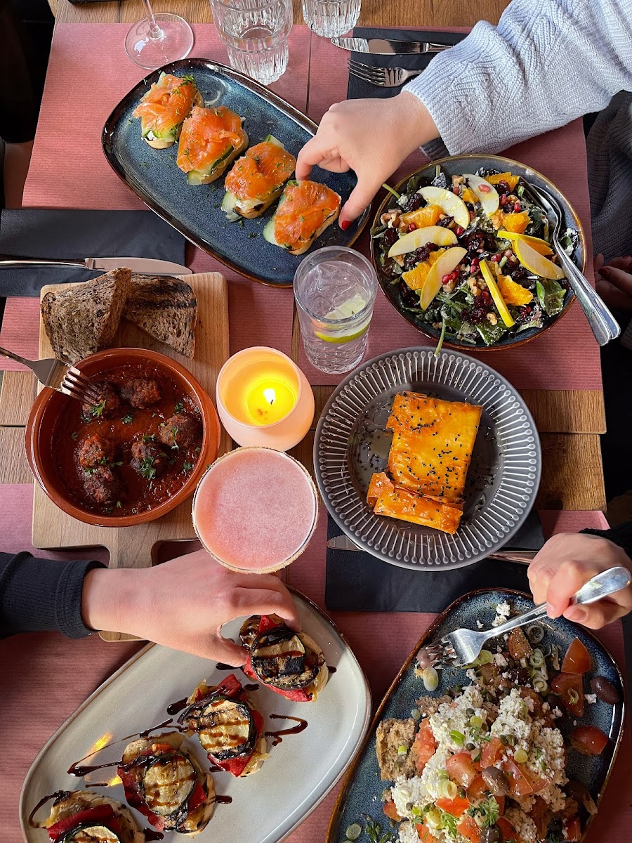 Bariq - Greek Food & Wines Photos 2