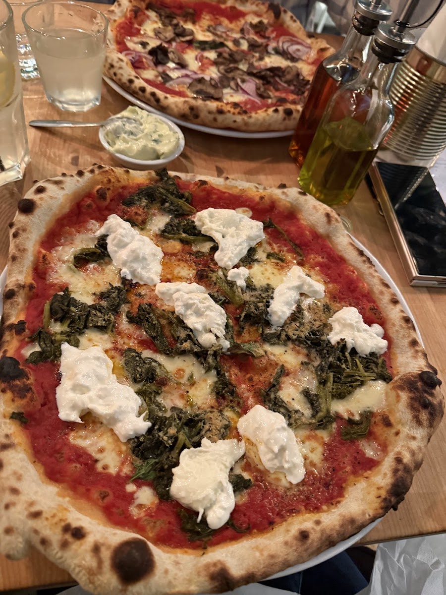 Base Face Pizza Putney Photos 2