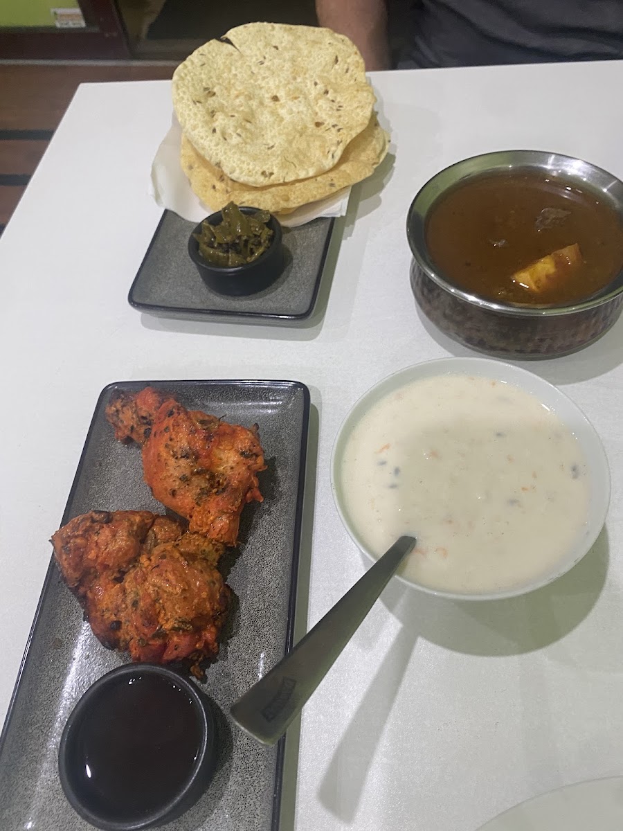 Bay Leaf Tandoor & Grill Photos 2