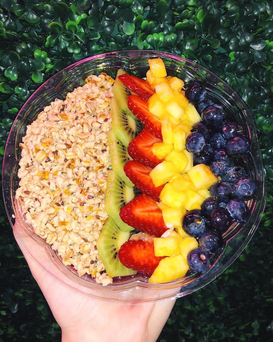 Baya Bar - Acai & Smoothie Shop Photos 2