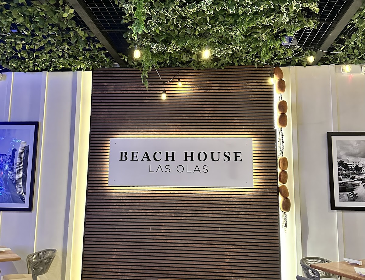 Beach House Las Olas