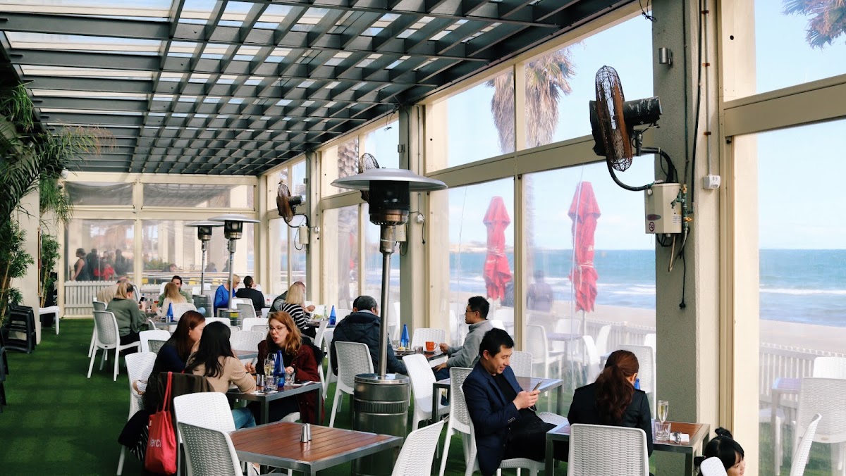 Beachcomber Cafe And Beach Bar