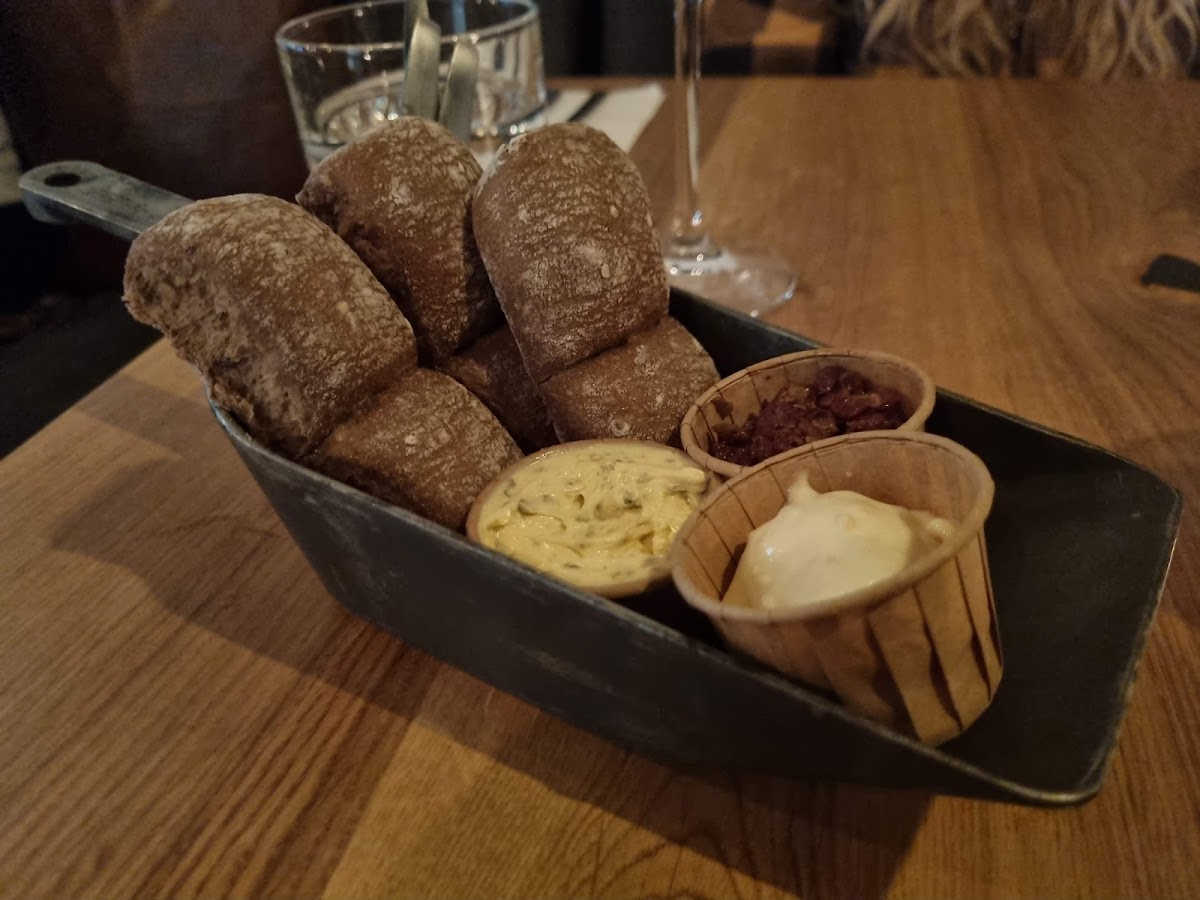 Beau Dining & Drinks Photos 9