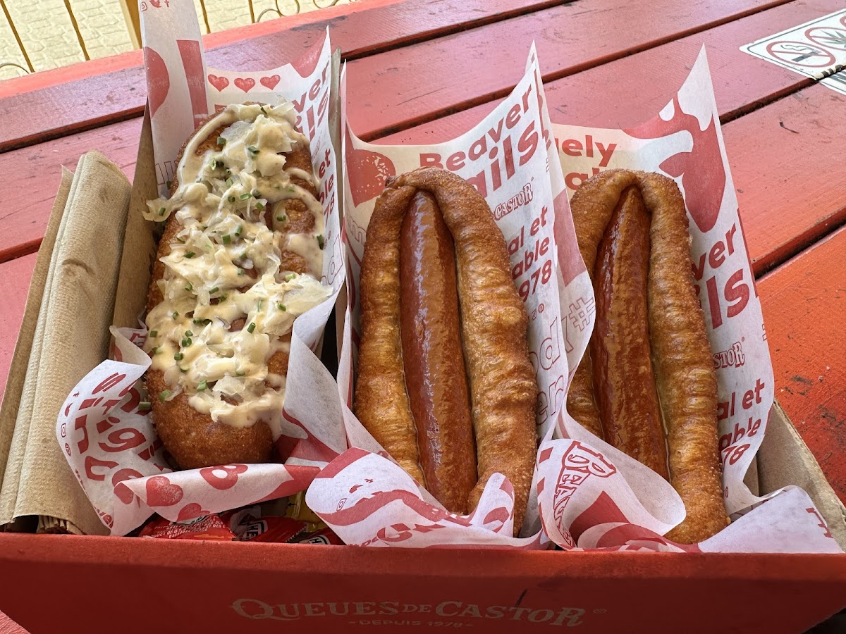 Beavertails- Queues De Castor (White Rock) Photos 2