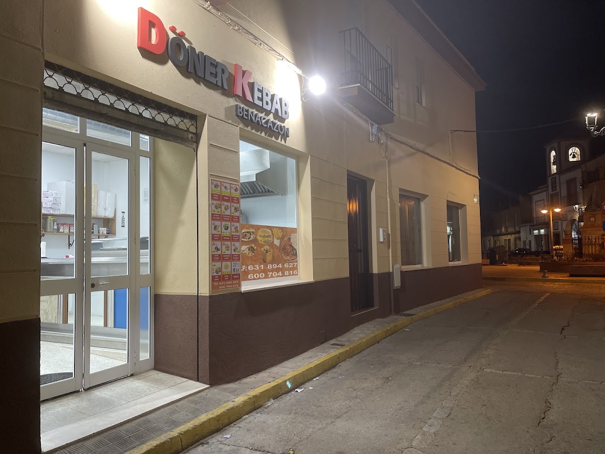Benacazon Döner Kebab Y Pizzeria