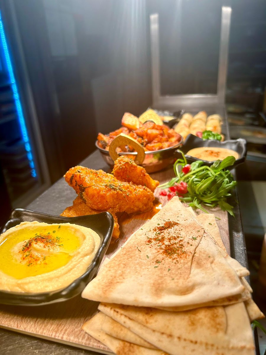 Beyroot Lebanese Cuisine Photos 9